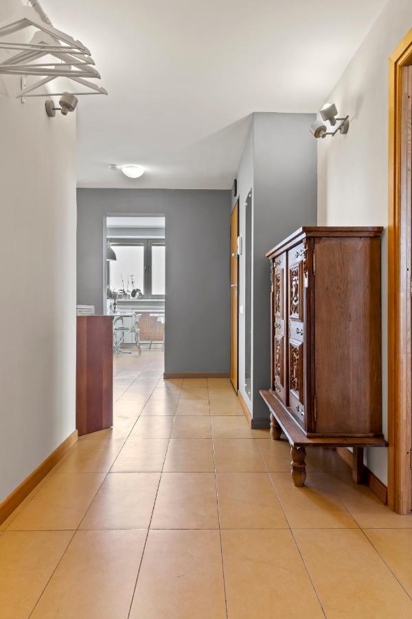 125 Sqm Family Friendly With Kids Room Bucarest Exterior foto