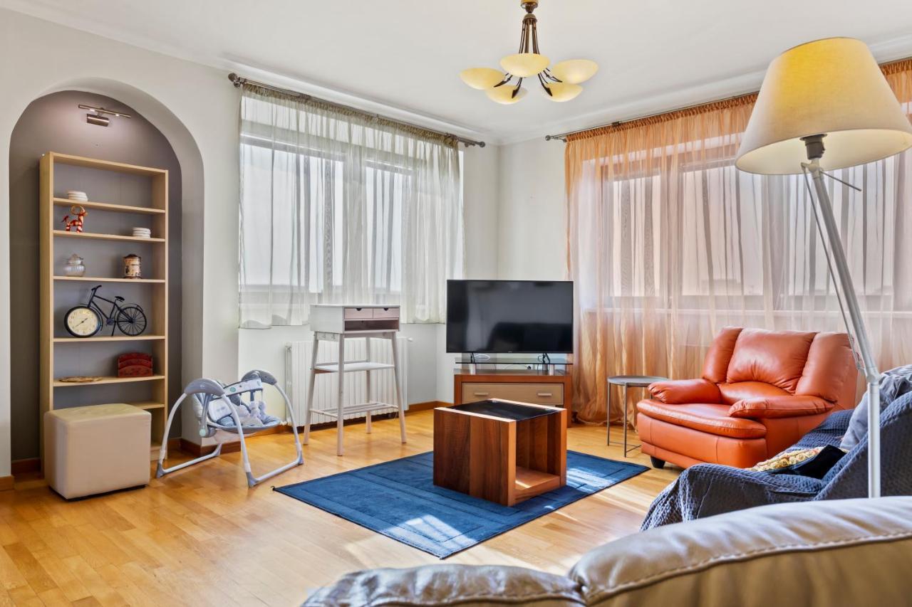 125 Sqm Family Friendly With Kids Room Bucarest Exterior foto