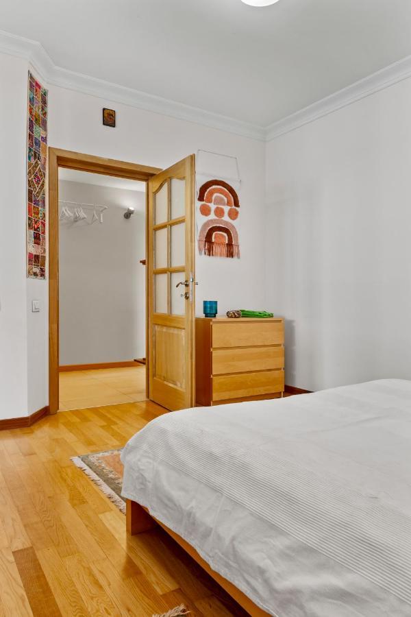 125 Sqm Family Friendly With Kids Room Bucarest Exterior foto